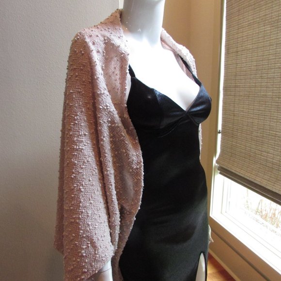 Forever 21 Cocoon Wrap - Picture 3 of 5